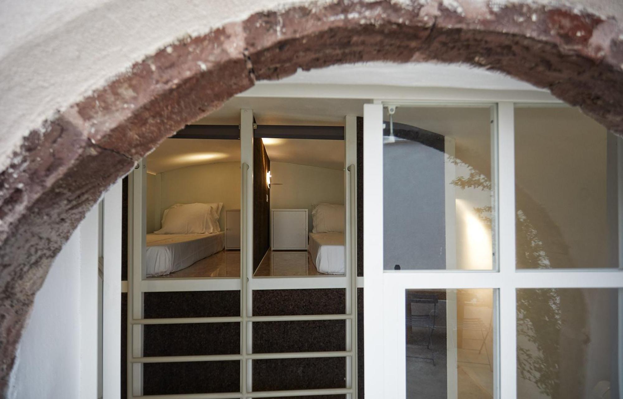 Hostel 16 Oia Εξωτερικό φωτογραφία
