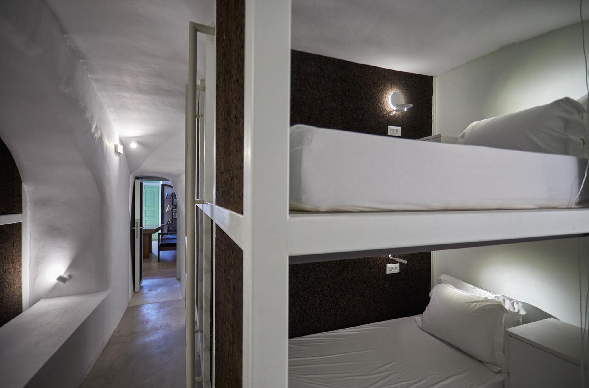 Hostel 16 Oia Εξωτερικό φωτογραφία